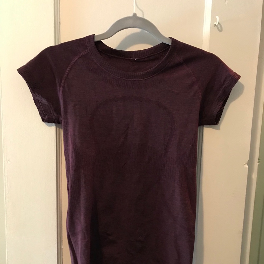Lululemon Women’s Short Sleeve Shirt